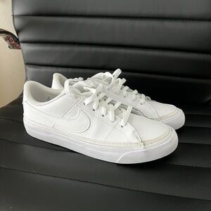 NIKE Court Legacy Sneakers White